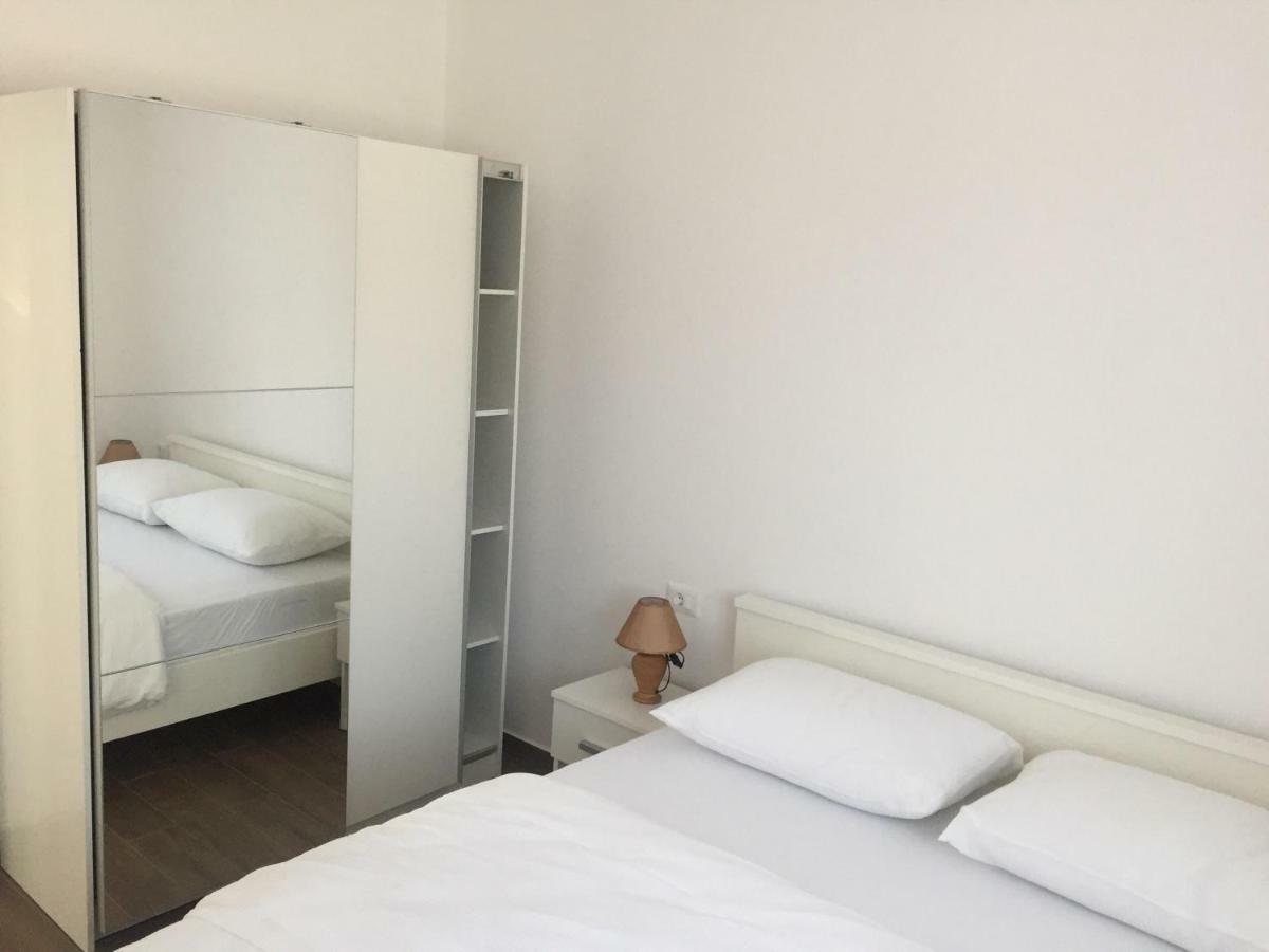 Bakovic Apartment ฟุนตานา ภายนอก รูปภาพ